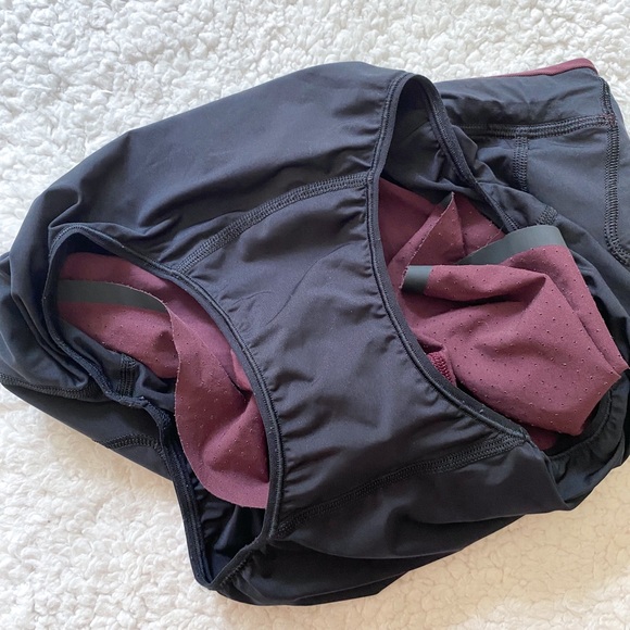 🔥 PRICE FIRM Lululemon | Find Your Pace Short 3" *Lined - Picture 12 of 16